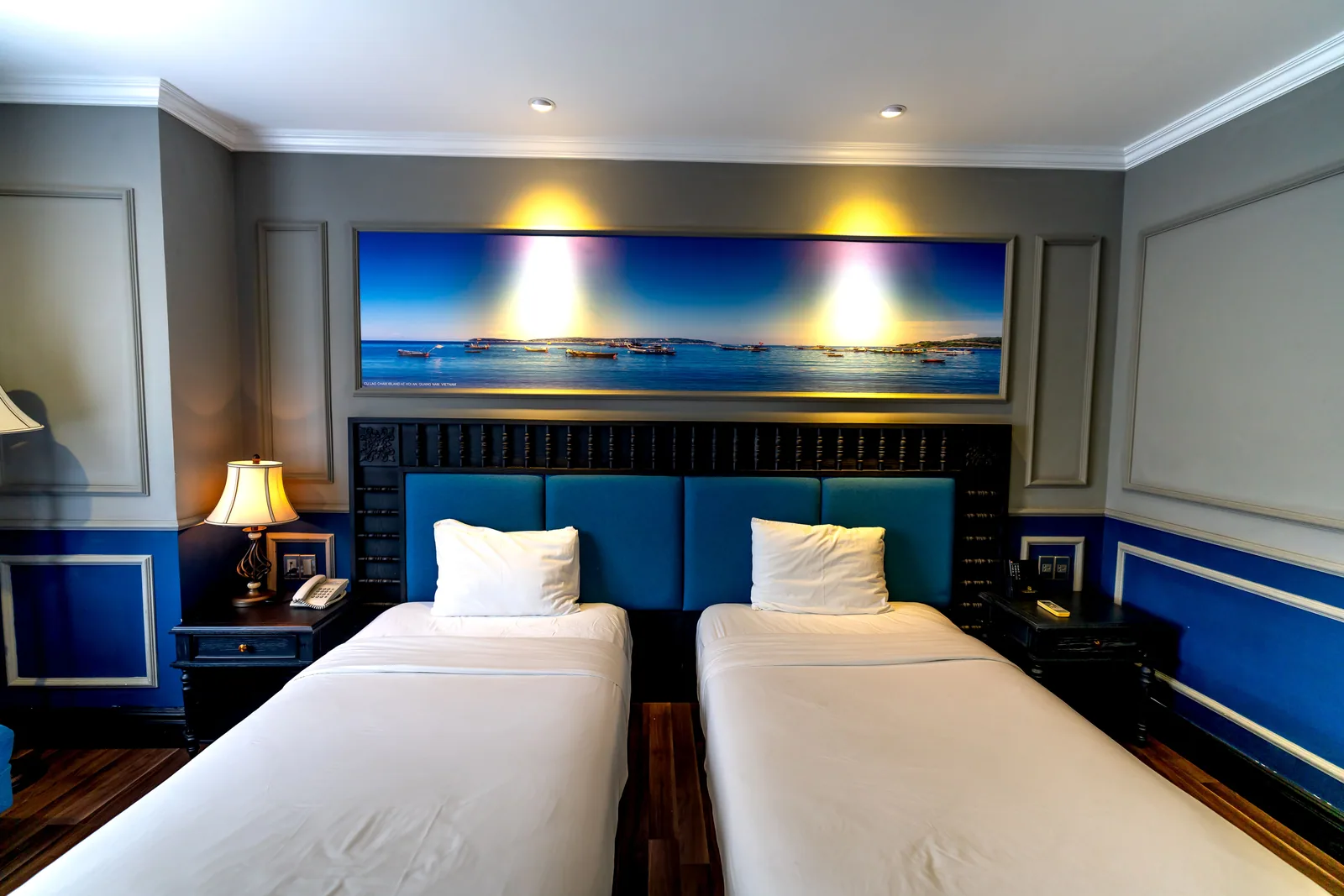 Sharing a Room or Not? Boundaries and Safety With a New Travel Partner